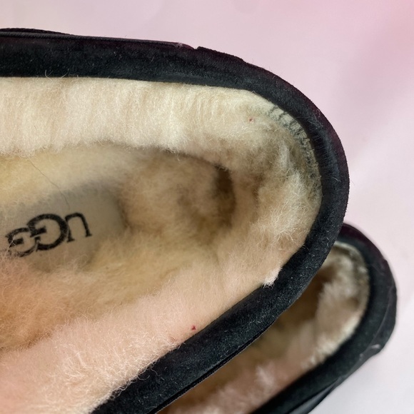 uggs dakota pom-poms black womens size 8 loafers - Picture 15 of 15